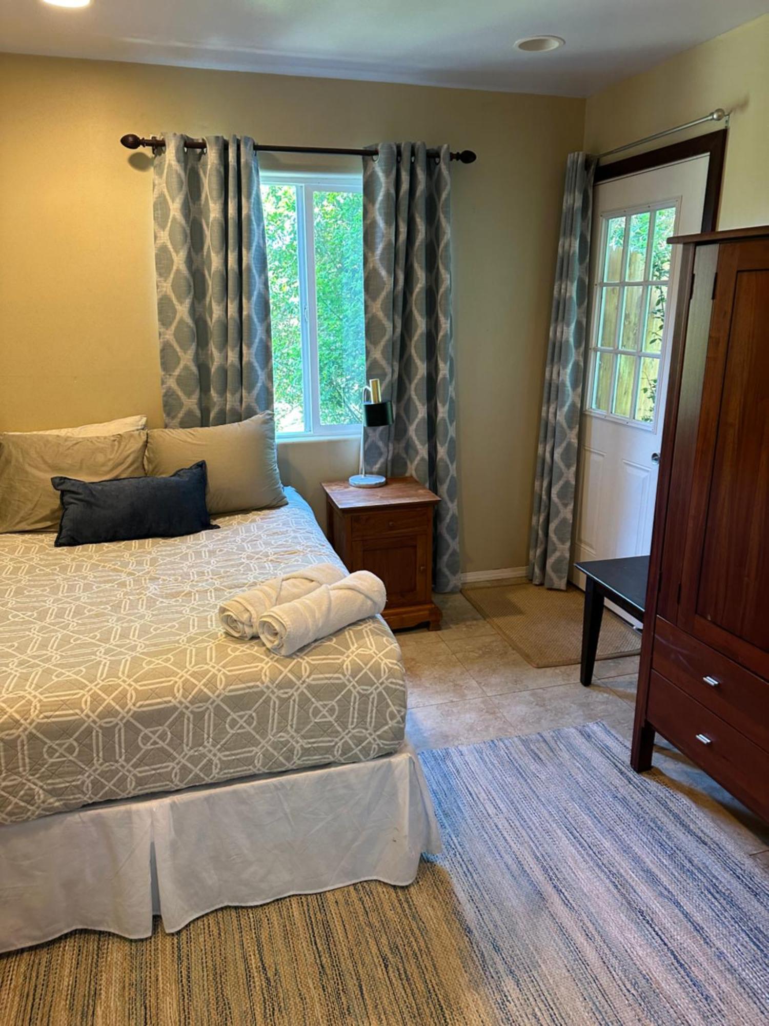 Ocean Views, Indoor And Outdoor Brilliance! Villa Haleiwa Bagian luar foto